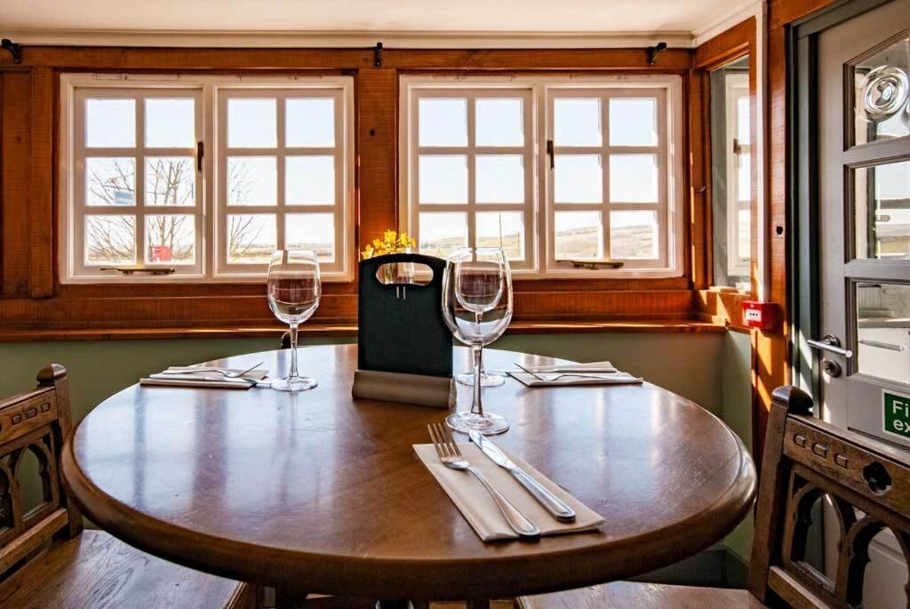 The Chequers Inn Rookley Exterior photo